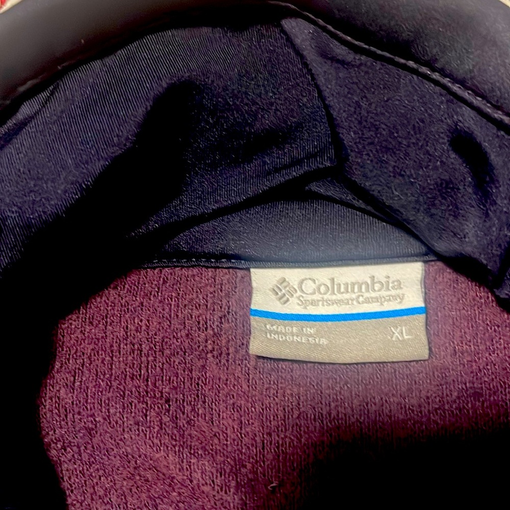 Columbia Women’s long sleeve sweater Size XL